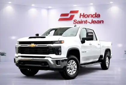 White 2025 Chevrolet Silverado 3500HD Pickup Truck Four-Wheel Drive Automatic