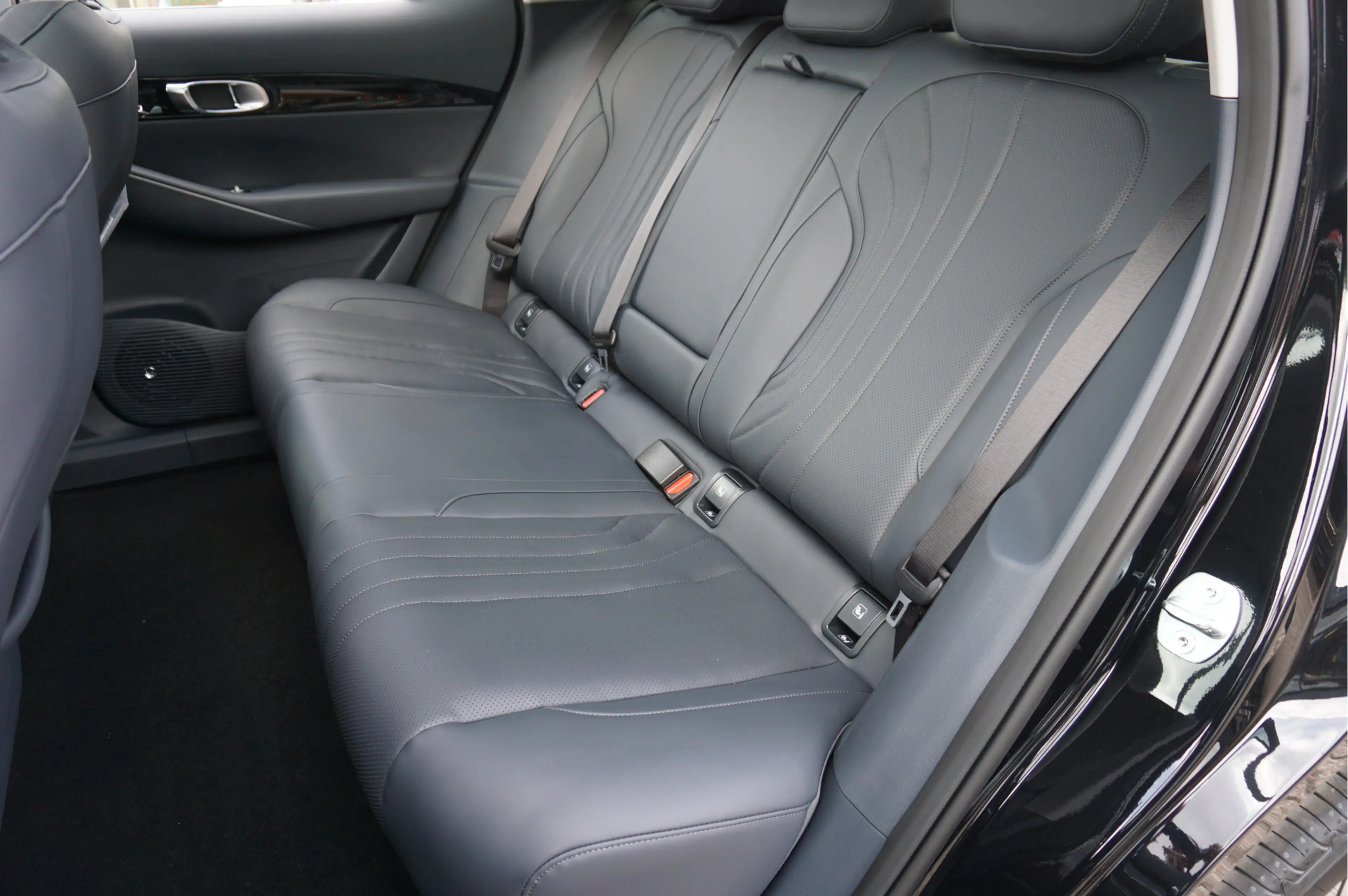 Geely E5 Max+ 68 kWh Bomvol luxe opties. Nieuw Prijs € 43.5 — photo 9