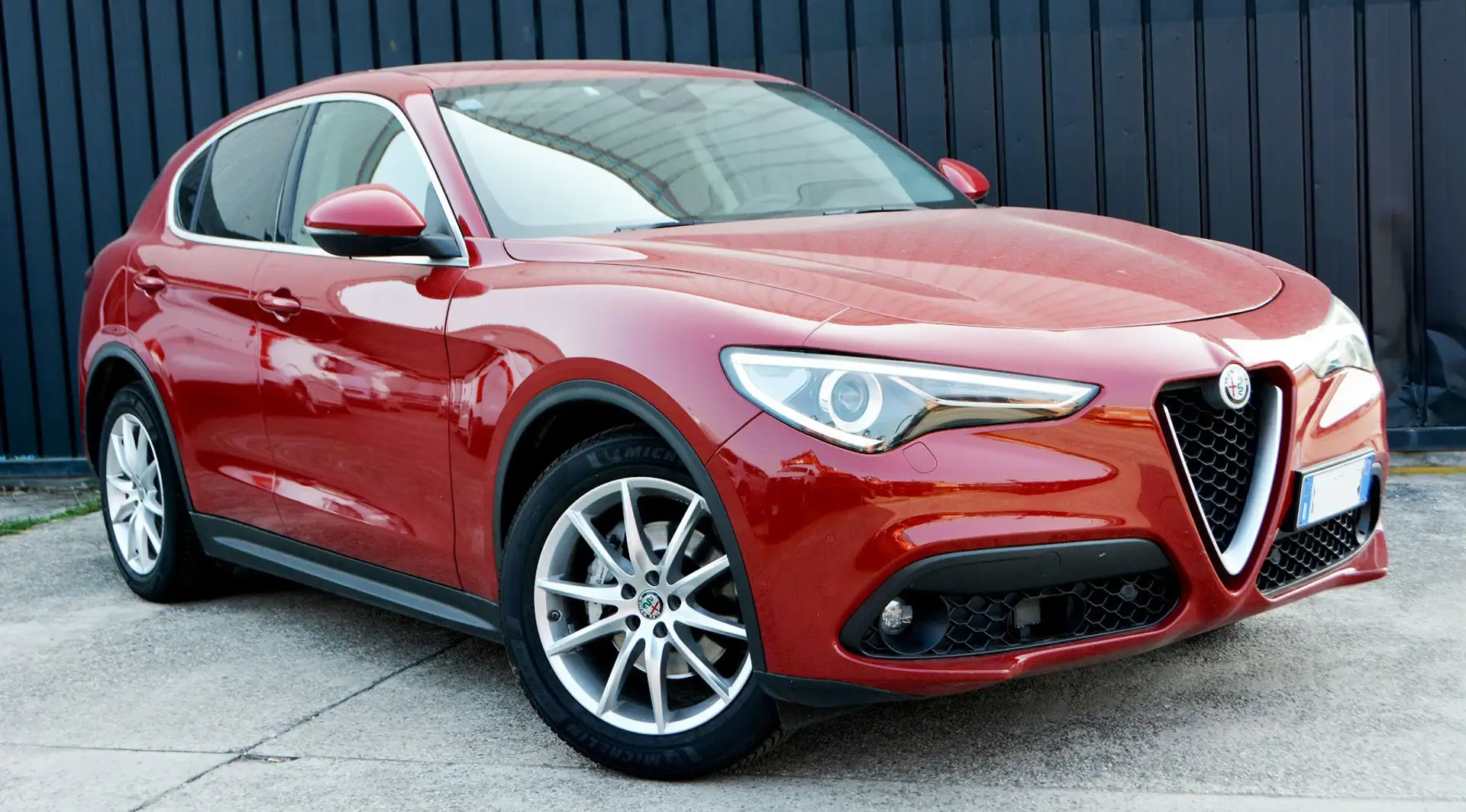 Alfa Romeo Stelvio 2.2 td 190 cv at8 rwd executive Rojo - 1