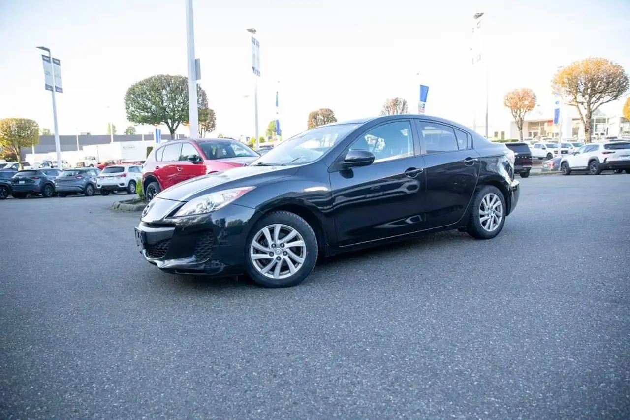 Mazda 3 photo Mazda 3