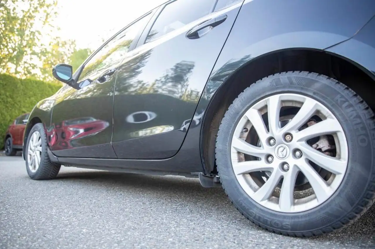 Mazda 3 photo Mazda 3