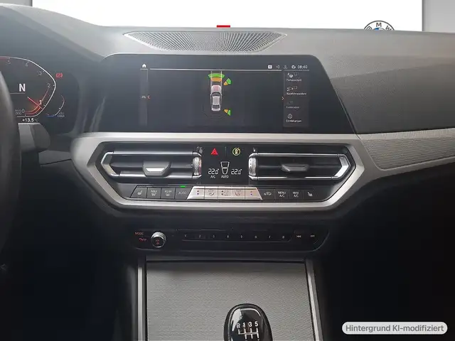 BMW 3 Series view 8