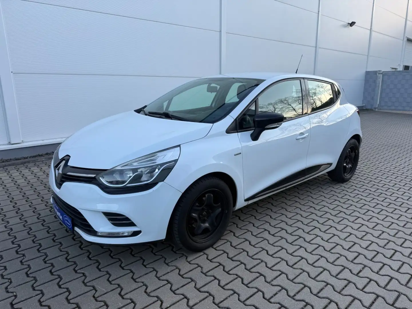 Renault Clio IV Limited Weiß - 1