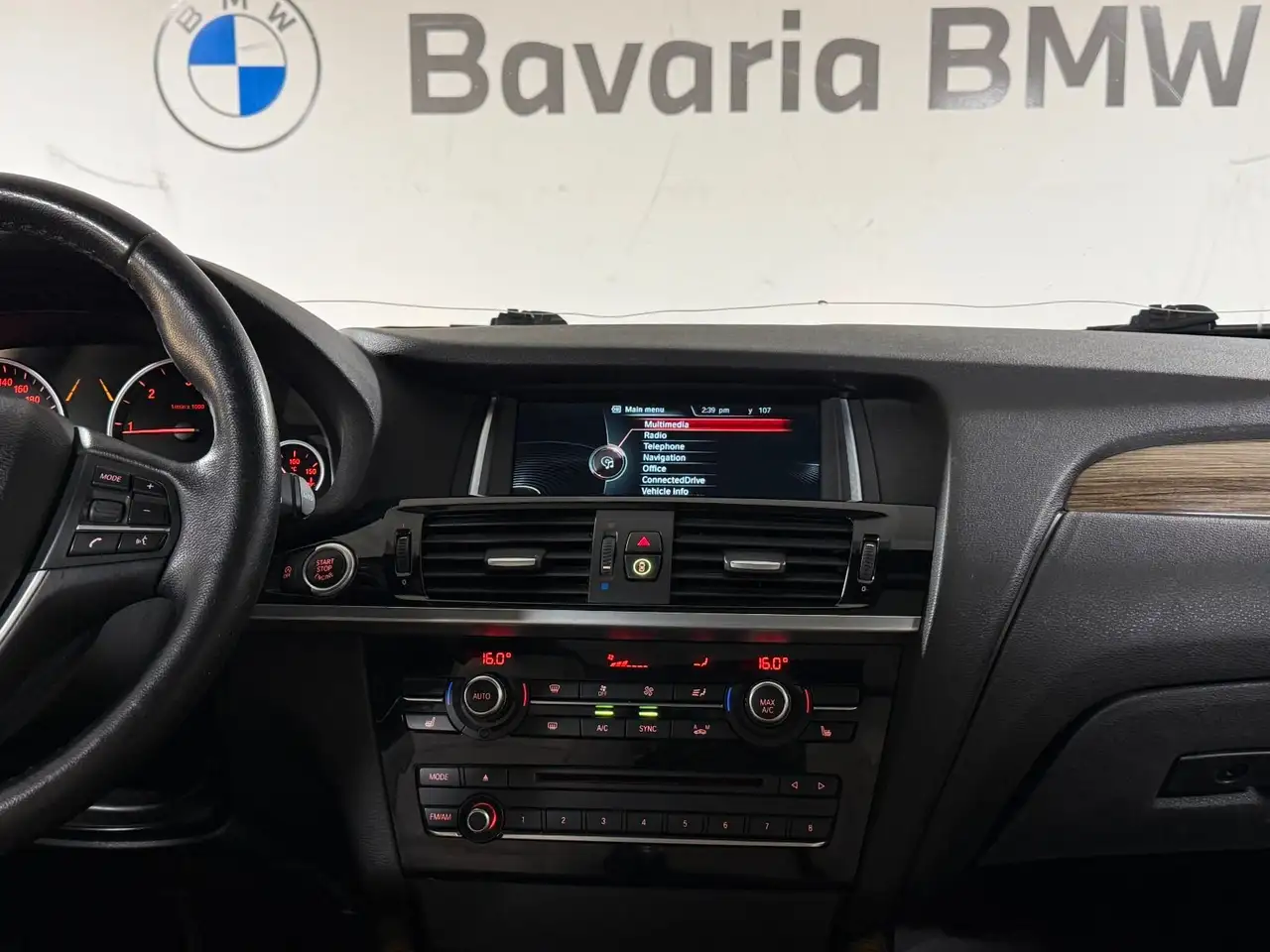 BMW X3 снимка BMW X3