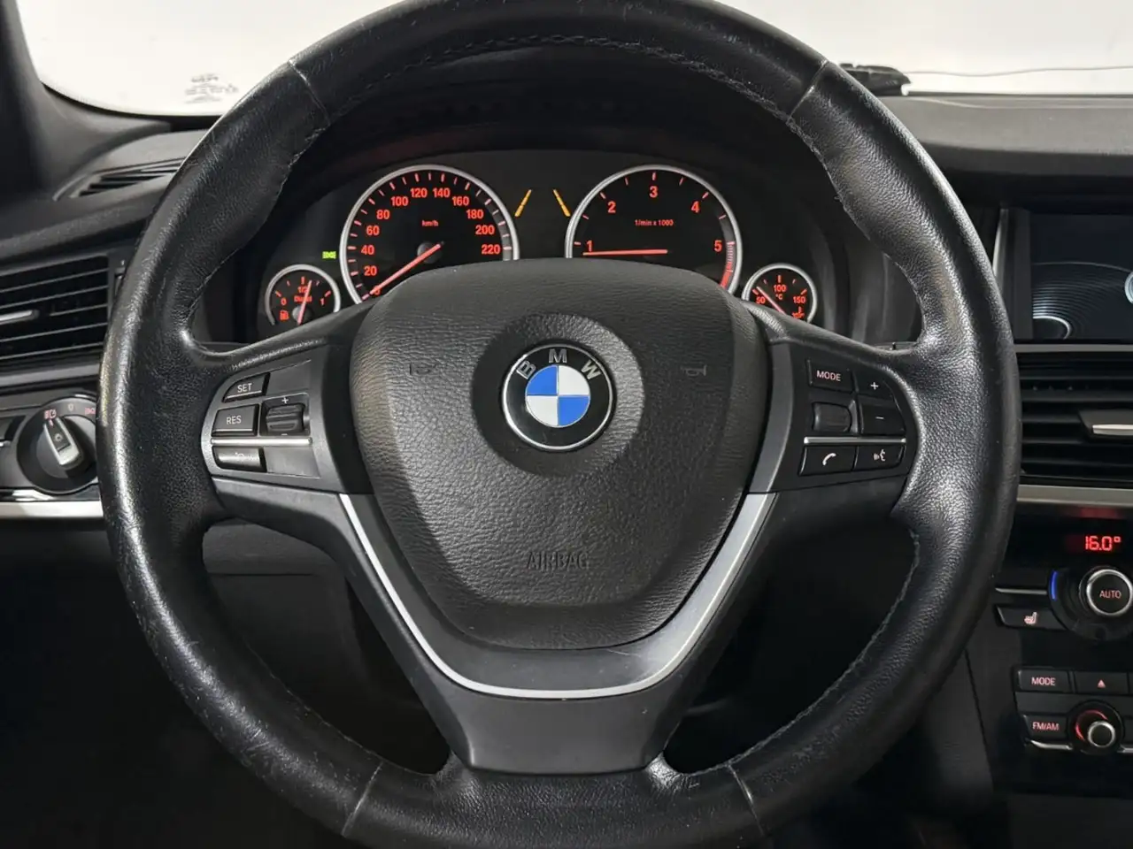 BMW X3 снимка BMW X3