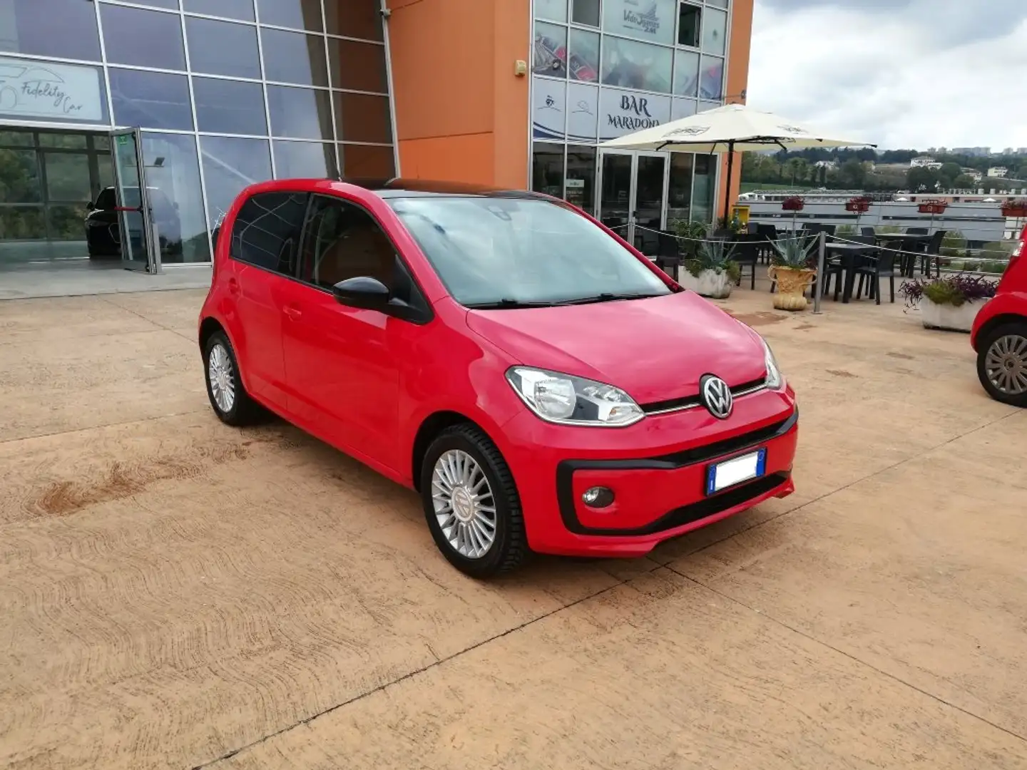 Volkswagen up! up! 5p 2017 5p 1.0 Move 60cv Rosso - 1