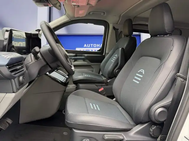 Ford 320 L2 view 8