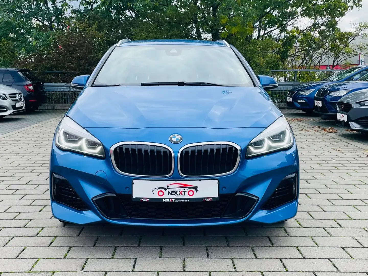 BMW 225 Baureihe 2 Active Tourer 225 xe M Sport Blau - 1