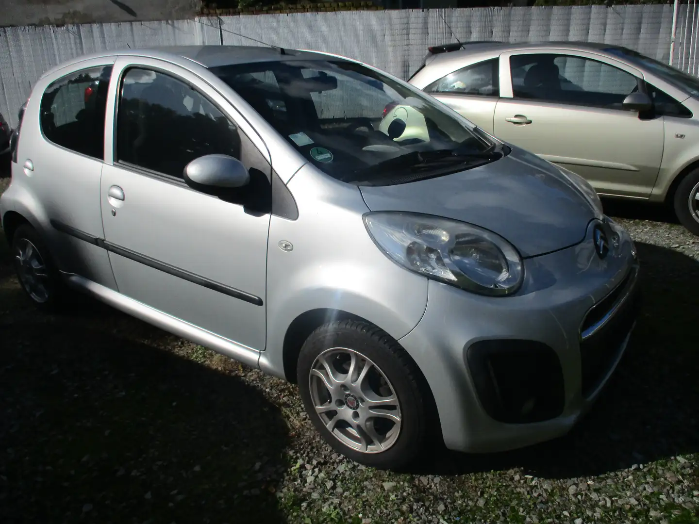 Citroen C1 1.0 EGS , 1.Hand Argent - 2