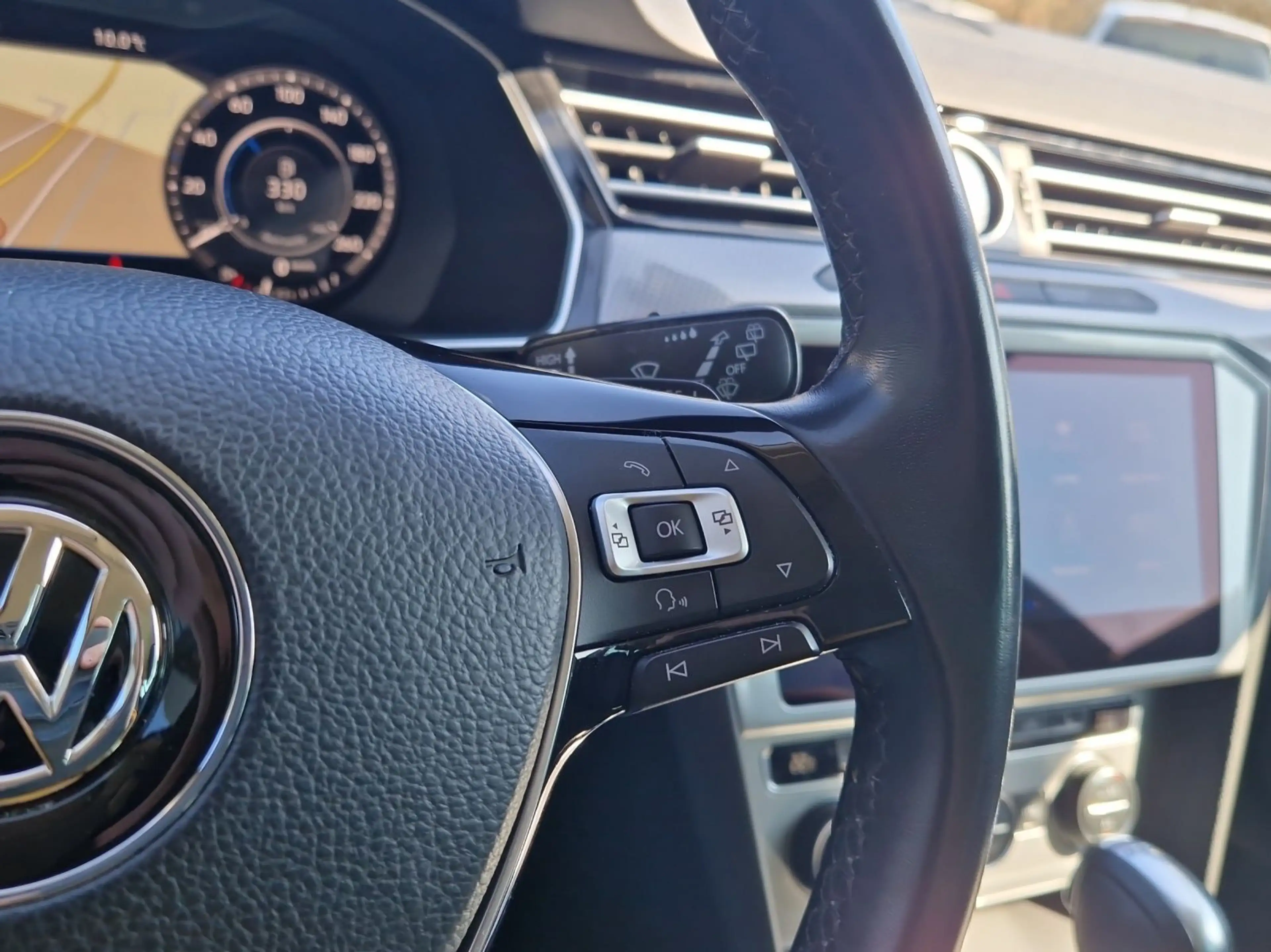 Volkswagen Passat Alltrack Passat Alltrack 4Motion 2.0 TDI BMT — photo 9