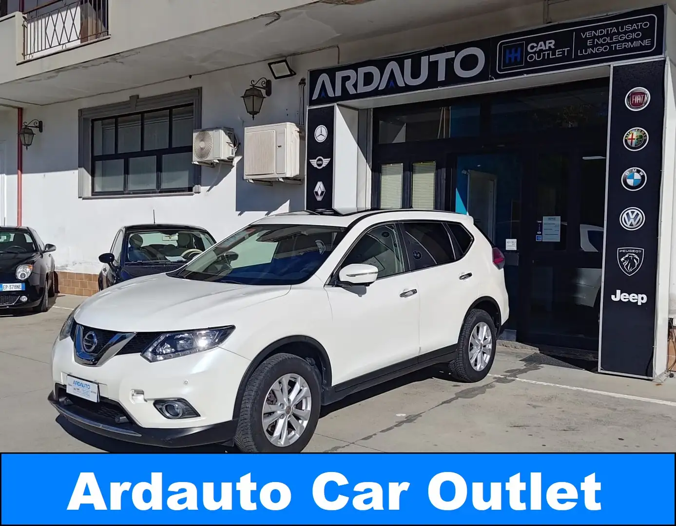Nissan X-Trail Nissan X-Trail 7 posti 1.6 Dci Tekna 2wd 130 cv Weiß - 1