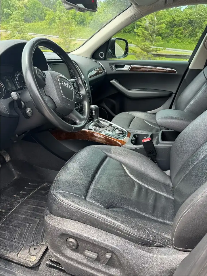 Audi Q5 снимка Audi Q5