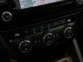 Skoda Octavia Kombi Scout 4x4*AHK*XENON*R-KAMERA* Grau - thumbnail 27