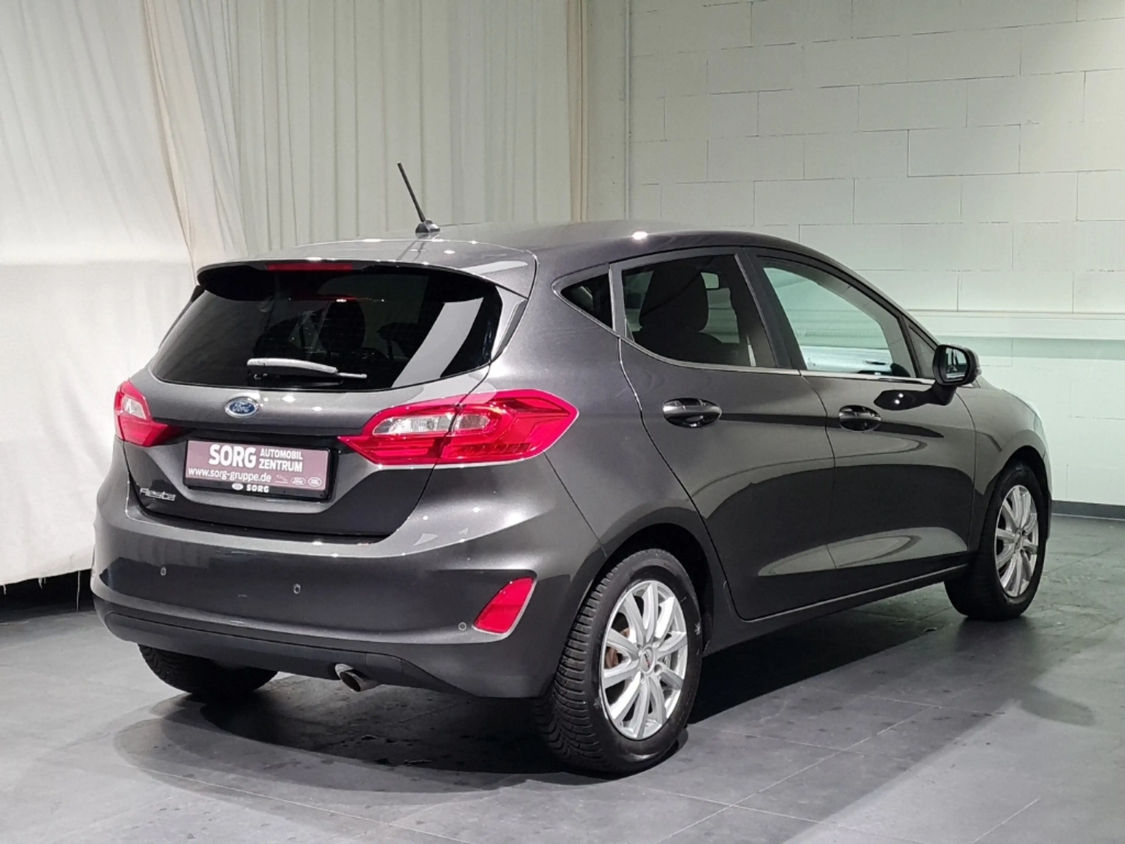 Ford Fiesta 1.0 EcoB Titanium*KLIMAAUTOM.* — photo 3