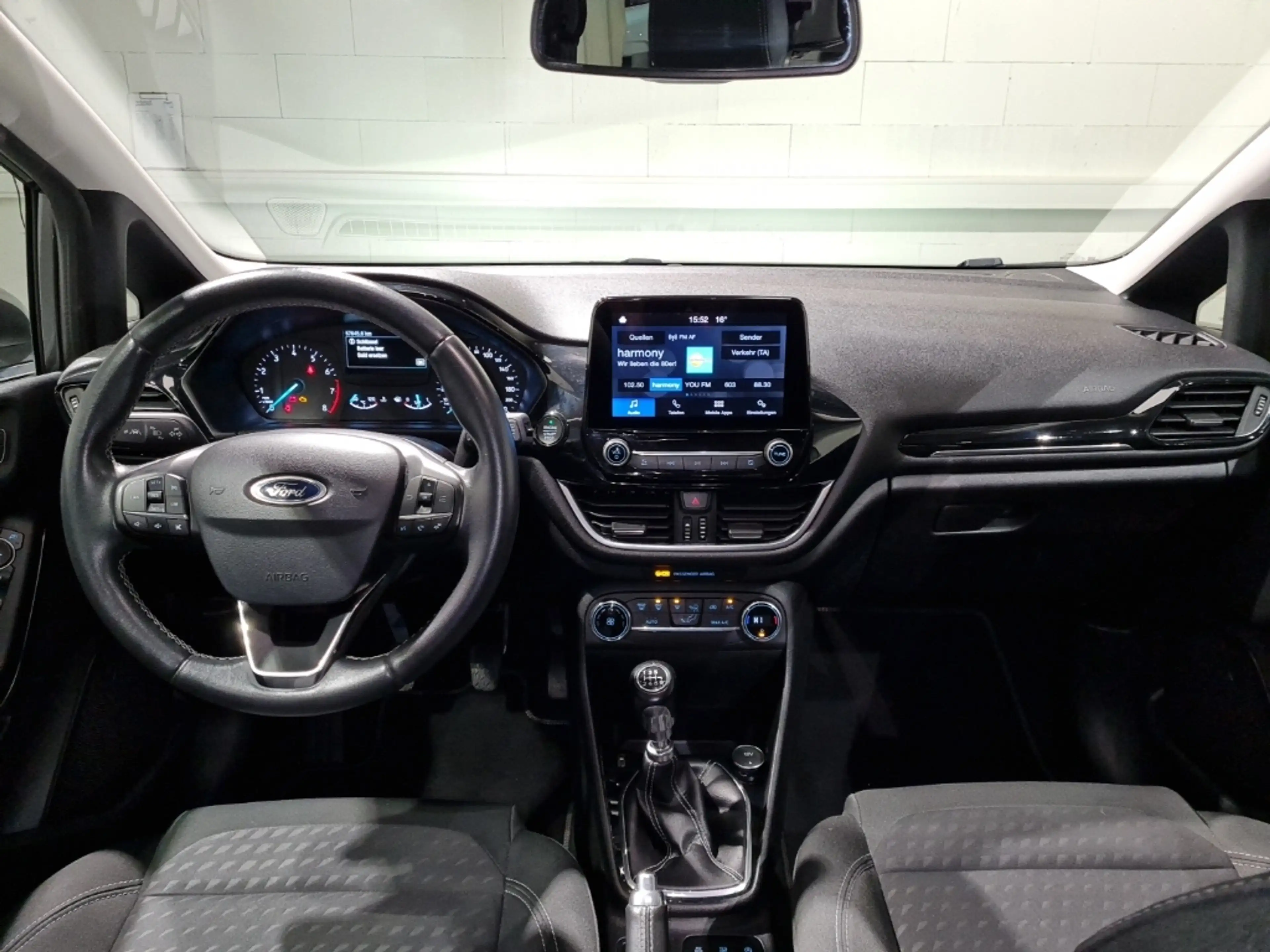 Ford Fiesta 1.0 EcoB Titanium*KLIMAAUTOM.* — photo 5