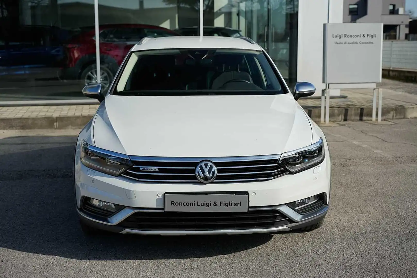 Volkswagen Passat 8ª serie Business Alltrack 2.0 TDI 190 CV 4MOTION Bianco - 2