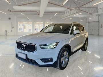 T2 AUTOMATICO MOMENTUM PRO SUV