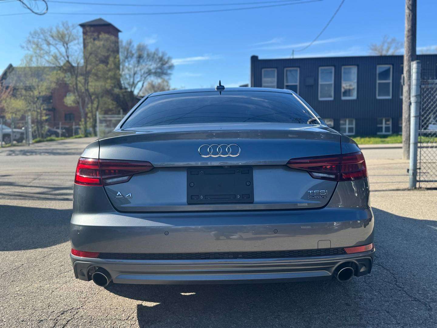 2018 Audi A4 Komfort alt 4