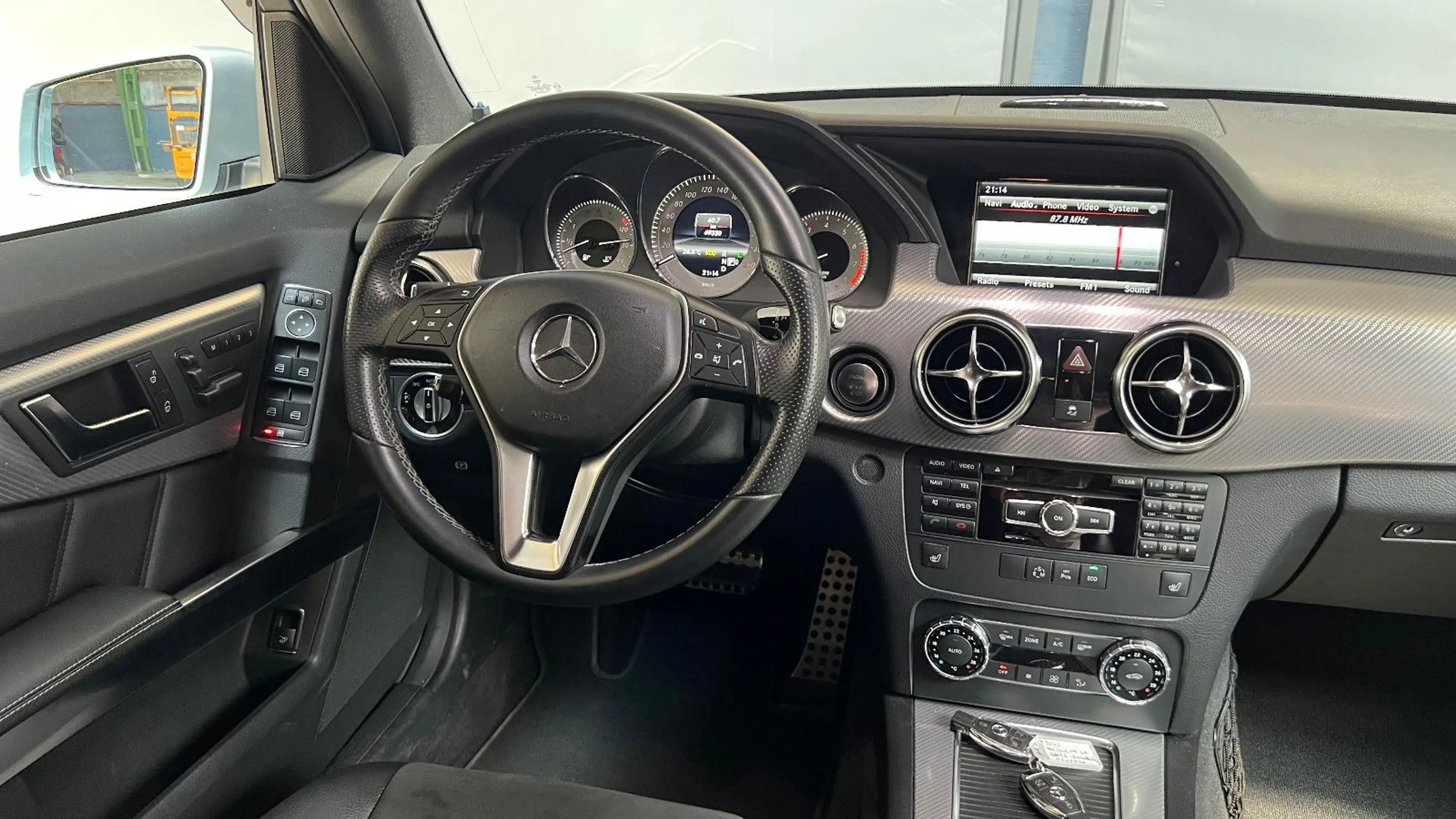 Mercedes-Benz GLK 350 4Matic AMG Styling Keyless-Go Leder SSD — photo 15