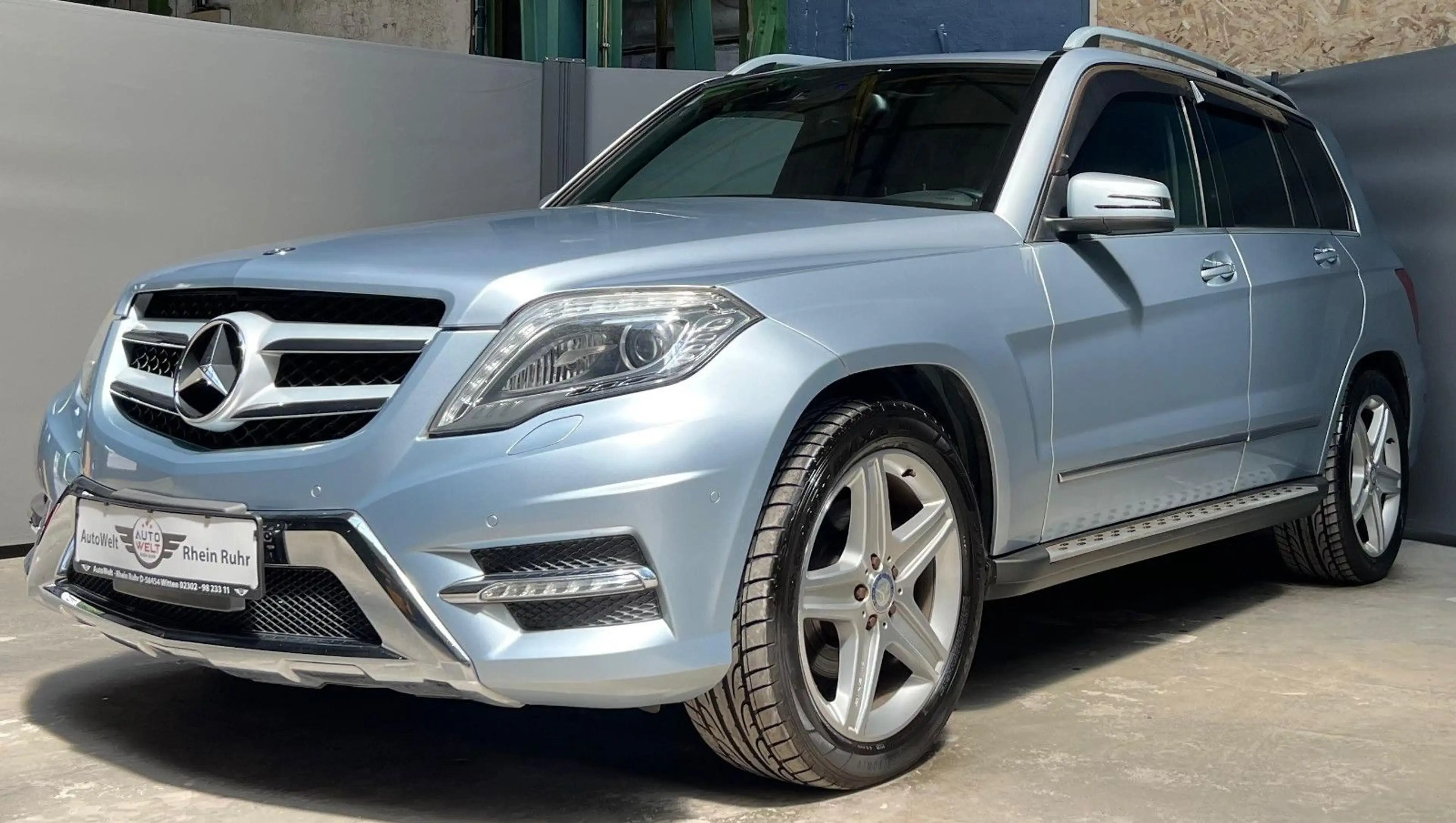 Mercedes-Benz GLK 350 4Matic AMG Styling Keyless-Go Leder SSD