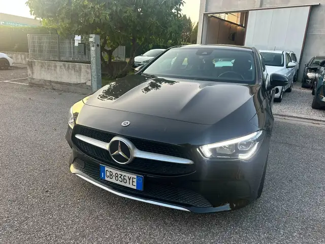 Mercedes-Benz CLA 200 CLA 200 d Automatic Shooting Brake Sport