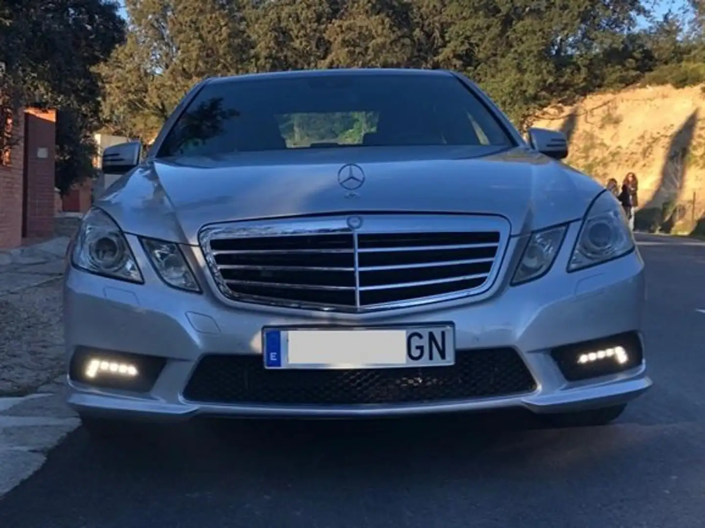 Mercedes-Benz E 500 Avantgarde+7G Šedá - 2