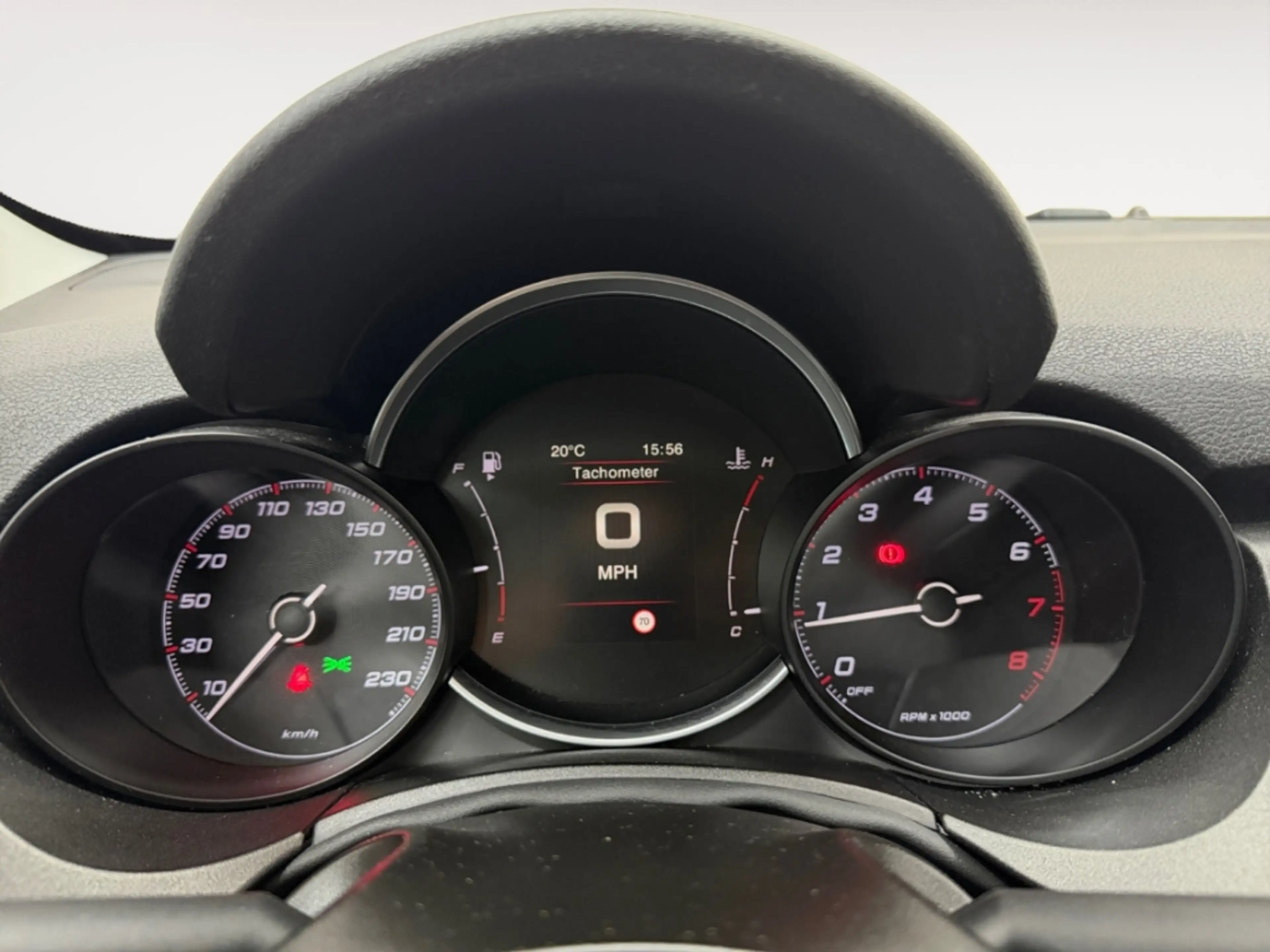 Fiat 500X ALLWETTER LED AHK KAMERA TEMPOMAT APPLE/ANDROID AL — photo 11