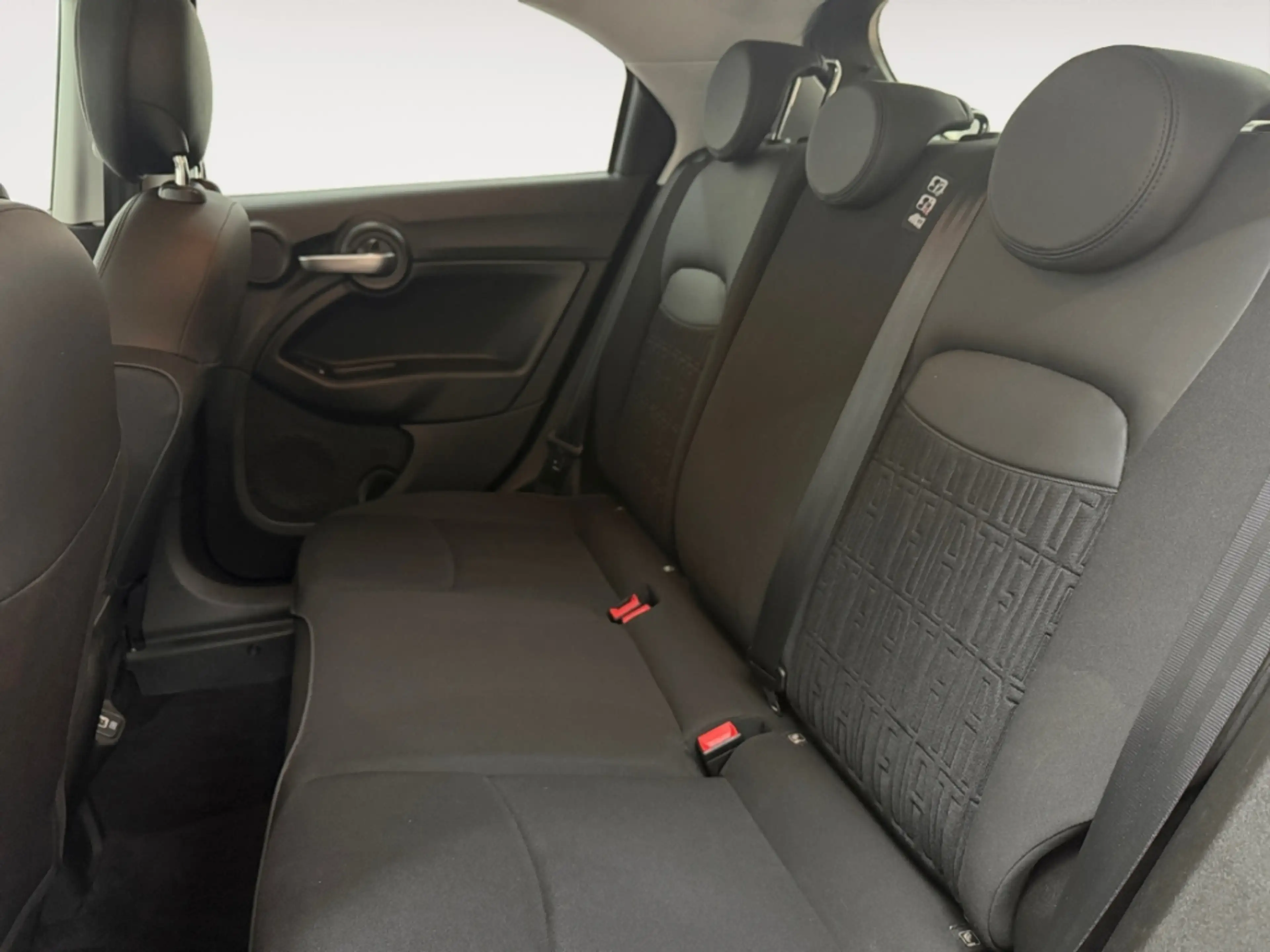 Fiat 500X ALLWETTER LED AHK KAMERA TEMPOMAT APPLE/ANDROID AL — photo 12