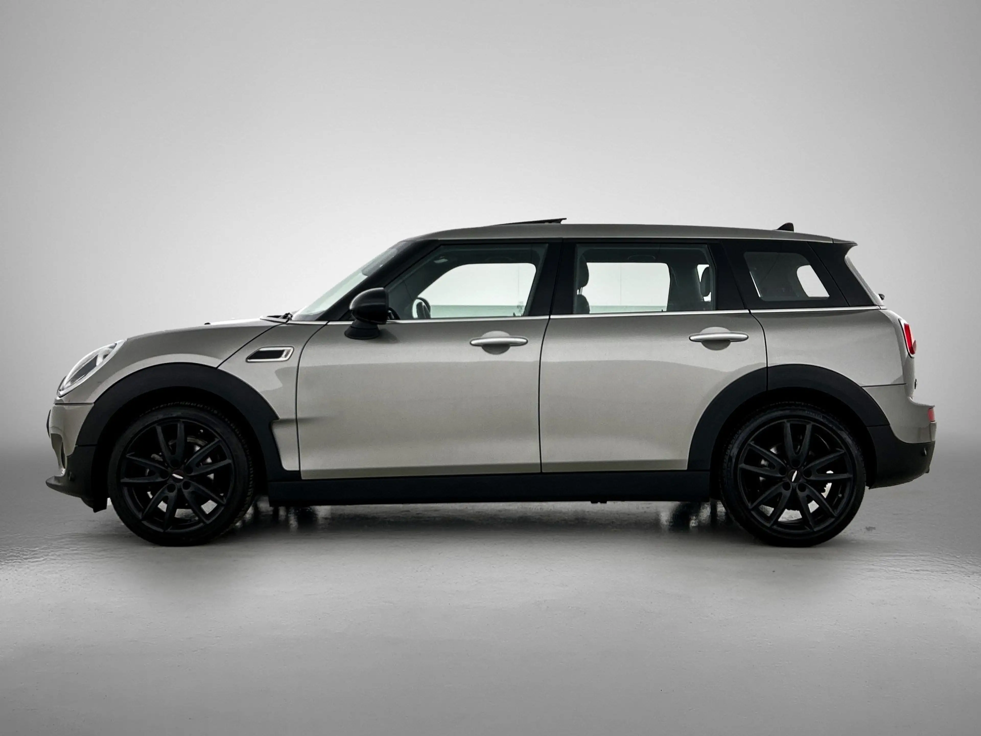 MINI One Clubman Mini 1.5 Business Edition / Airco-ecc / Navigatie — photo 3