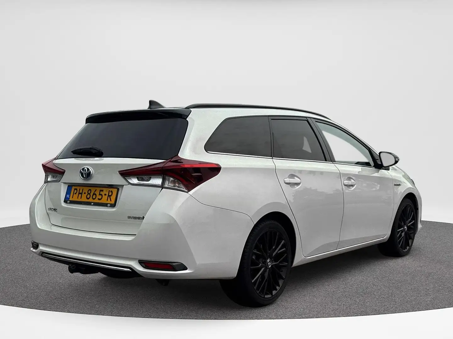 Toyota Auris Touring Sports 1.8 Hybrid Black Edition | Bianco - 2