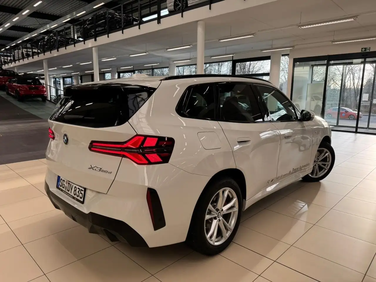 BMW X3 20d xDrive M Sport+PANO+AHK+NAVI+SHZ+PA+ LED+uvm. 2