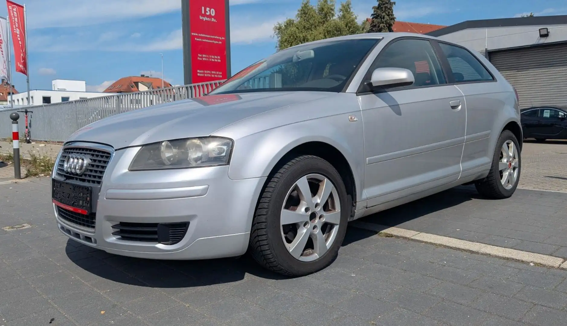 Audi A3 1.9 TDI Attraction / TÜV 03/27 / Klimaaut. Silber - 1