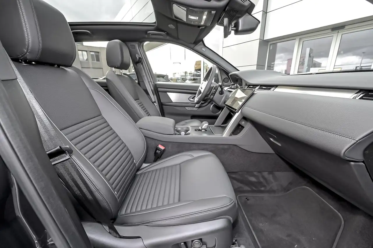 Land Rover Discovery Sport 2026