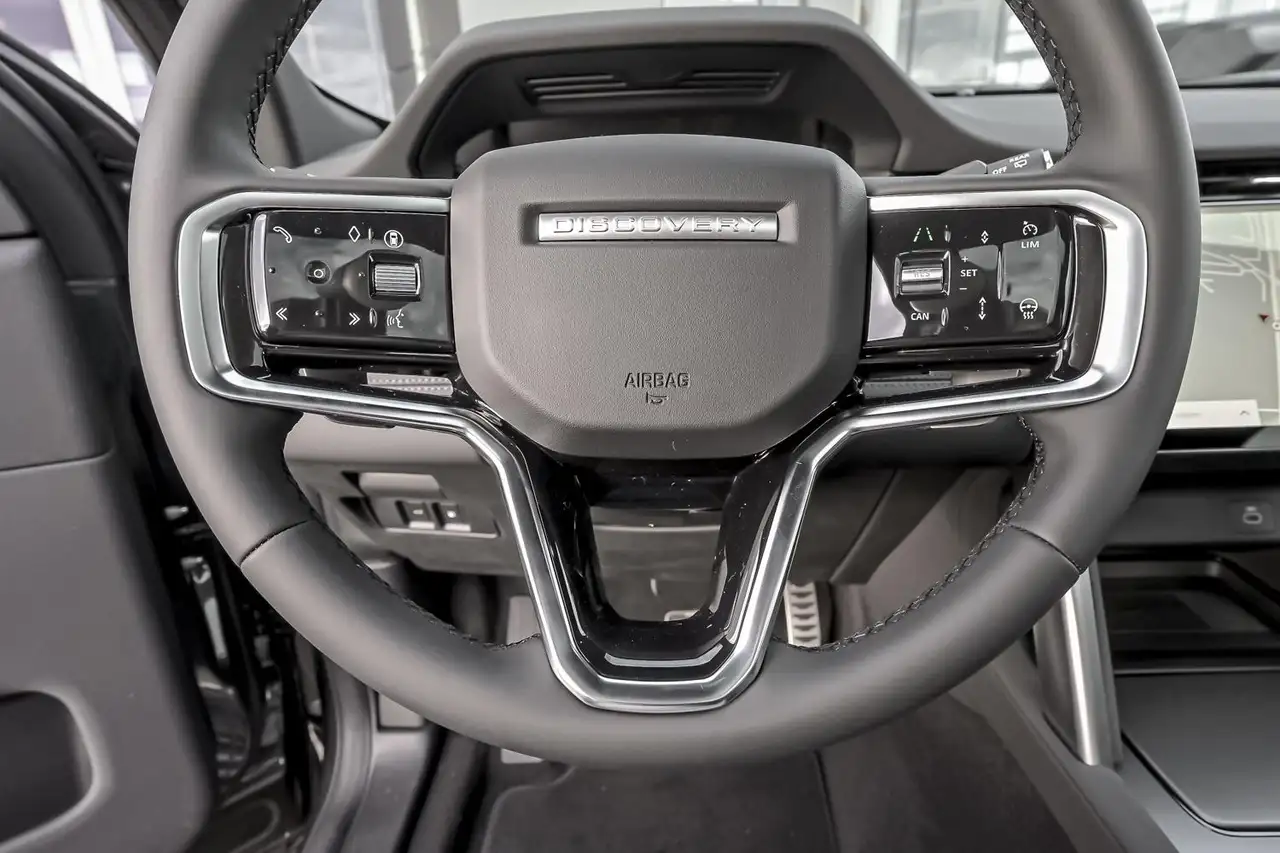 Land Rover Discovery Sport 2026 — фото 15