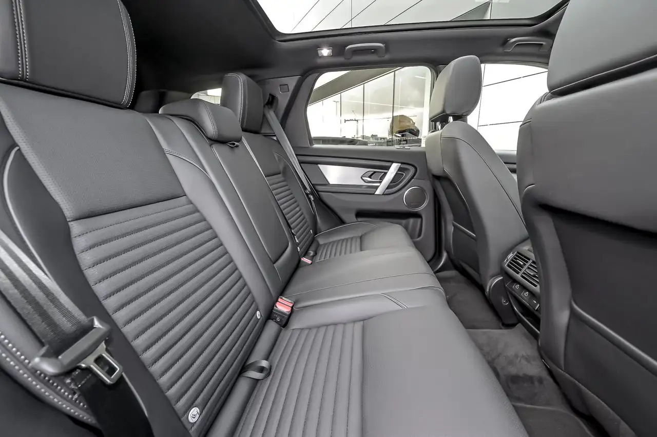 Land Rover Discovery Sport 2026