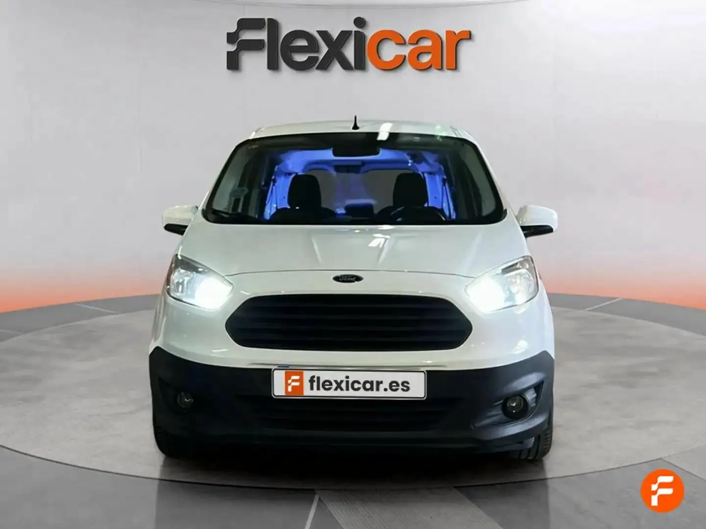Ford Tourneo Courier 1.0 EcoBoost 74kW (100CV) Ambiente - 5P (2017) Blanco - 2