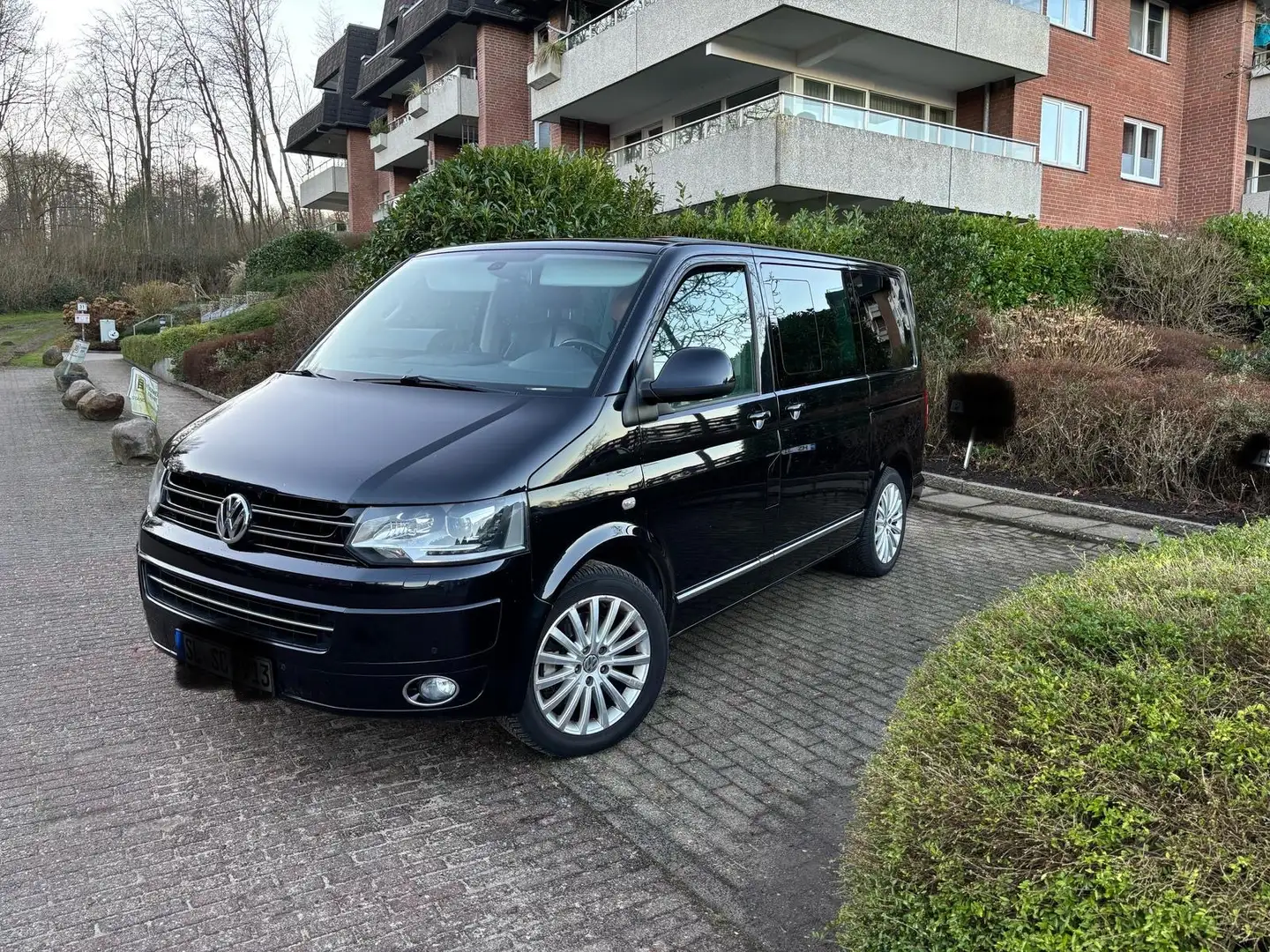 Volkswagen T5 Multivan Multivan DSG 4MOTIONHighline Negru - 1