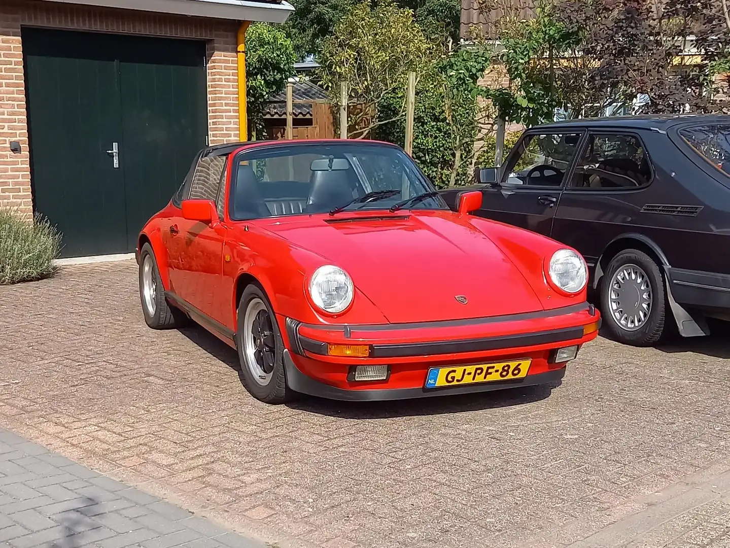 Porsche 911 3.2 Targa Rot - 2