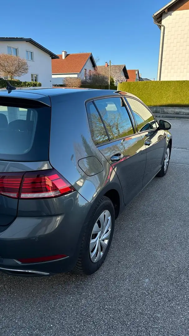 Volkswagen Golf Golf 7 Comfortline 1,6 TDI Comfortline Grau - 2