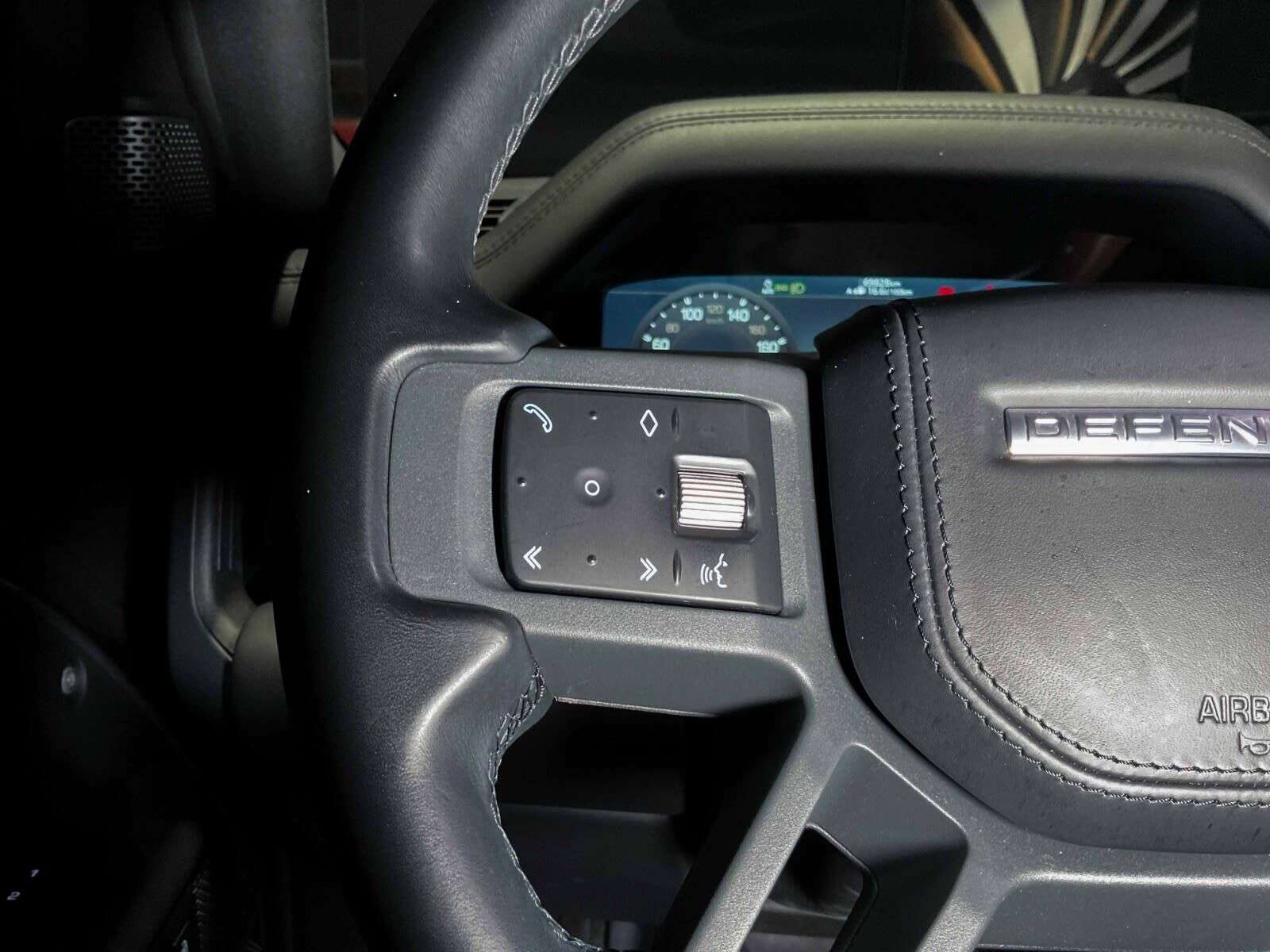 2022 Land Rover Defender X | BC Vehicle | Sunroof | Navigation | Head Up Di thumb 16
