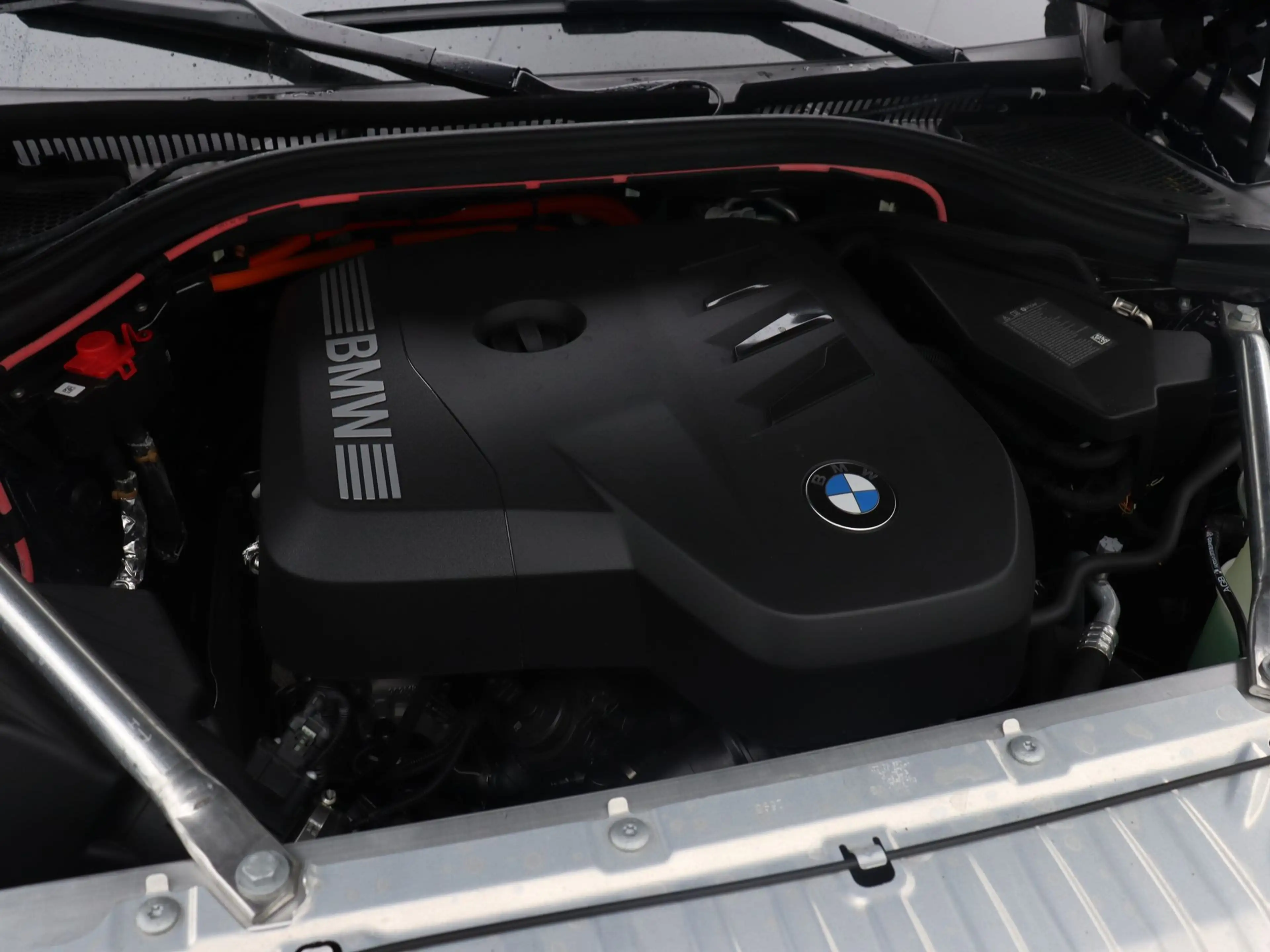 BMW X3 30e xDrive — photo 4