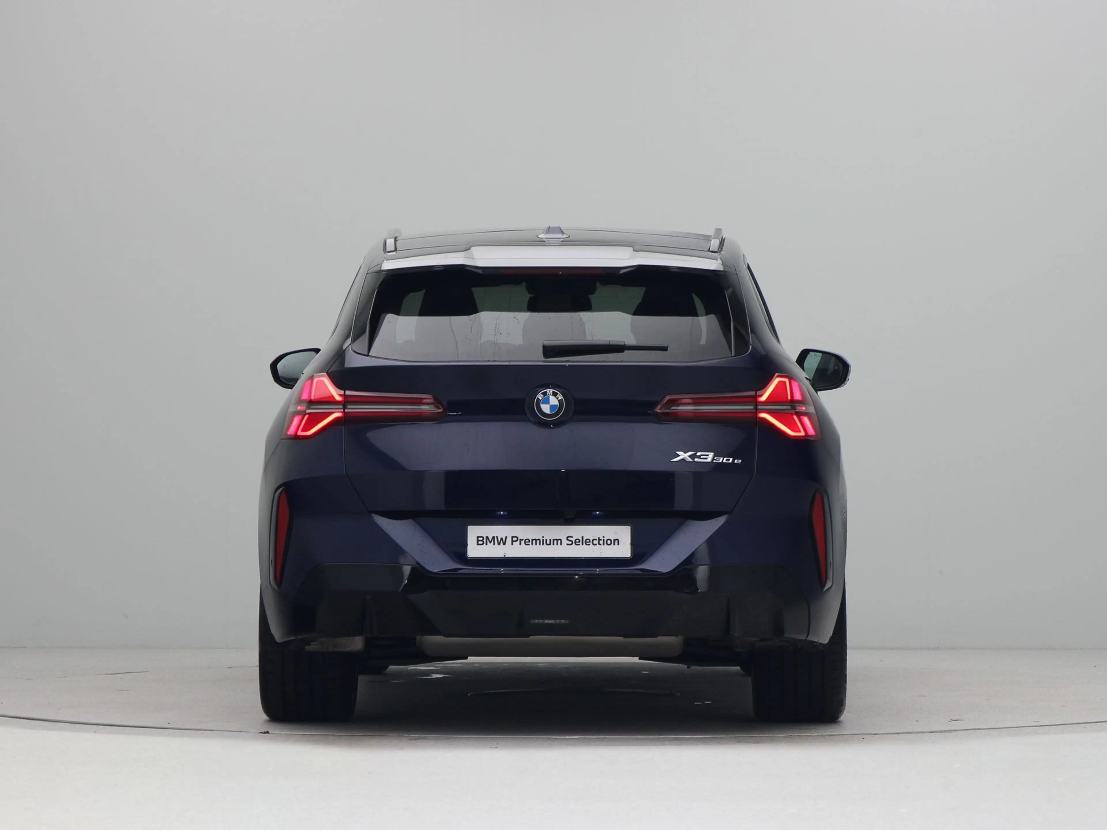 BMW X3 30e xDrive — photo 10