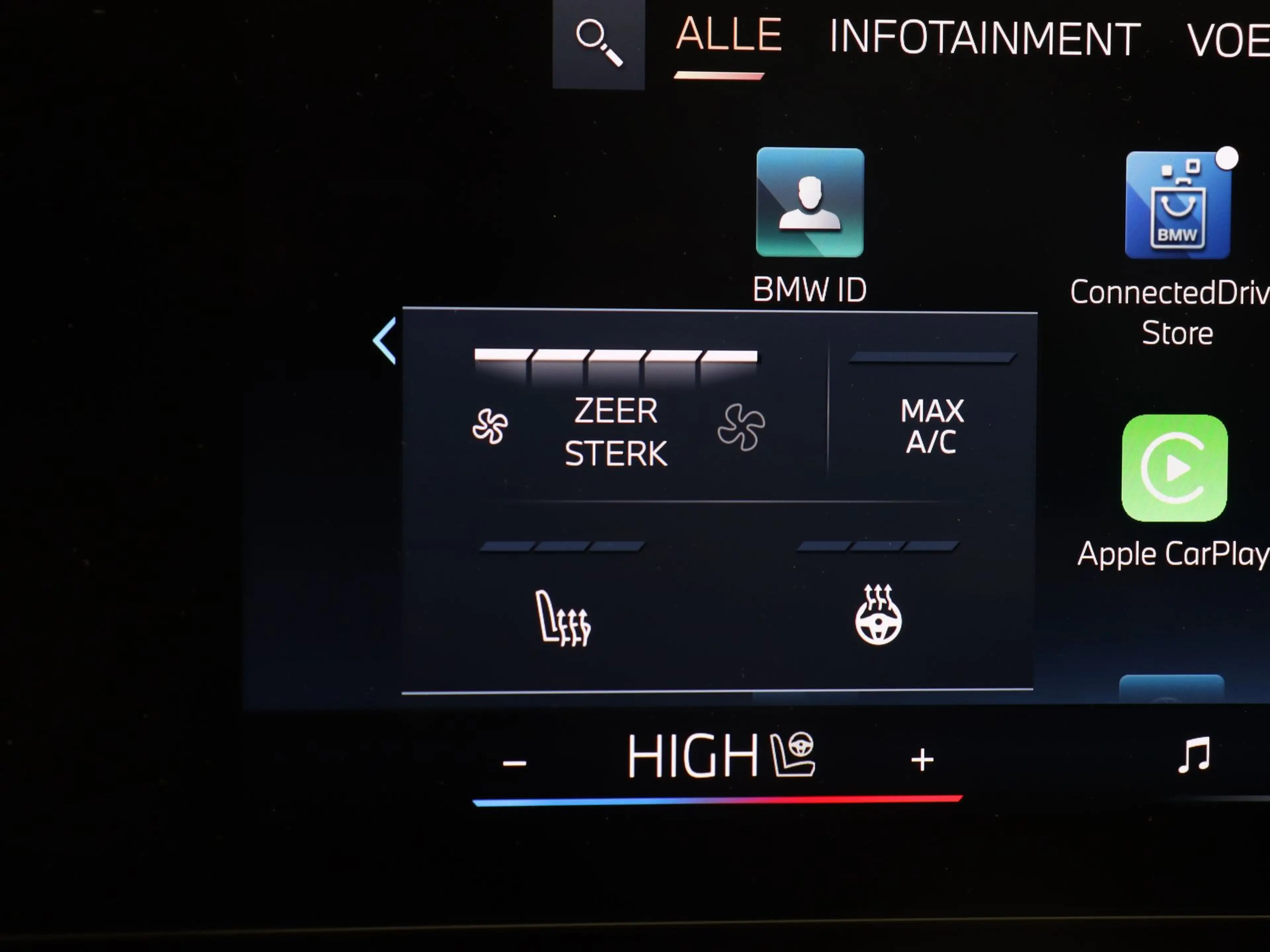 BMW X3 30e xDrive — photo 14