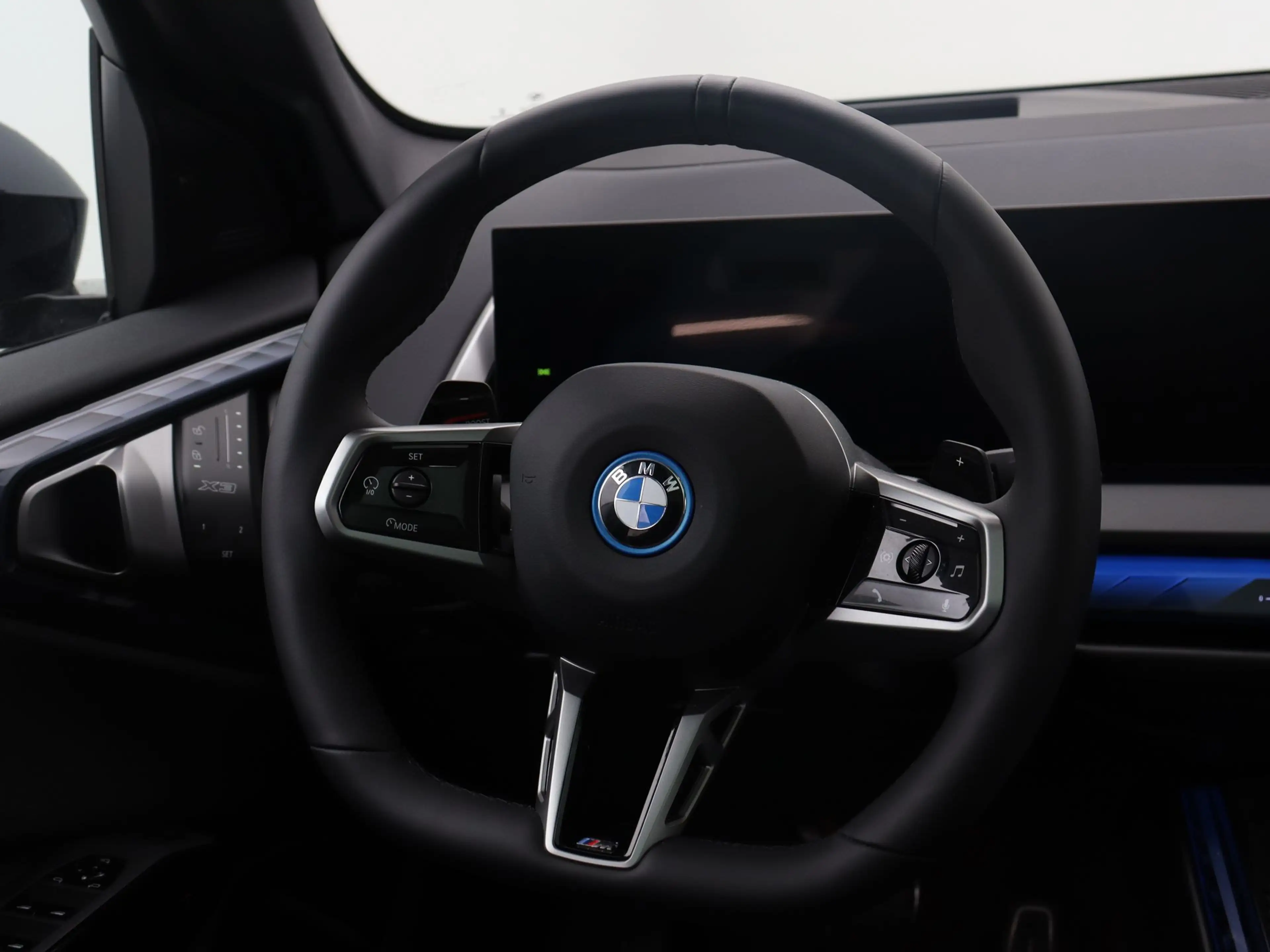 BMW X3 30e xDrive — photo 2