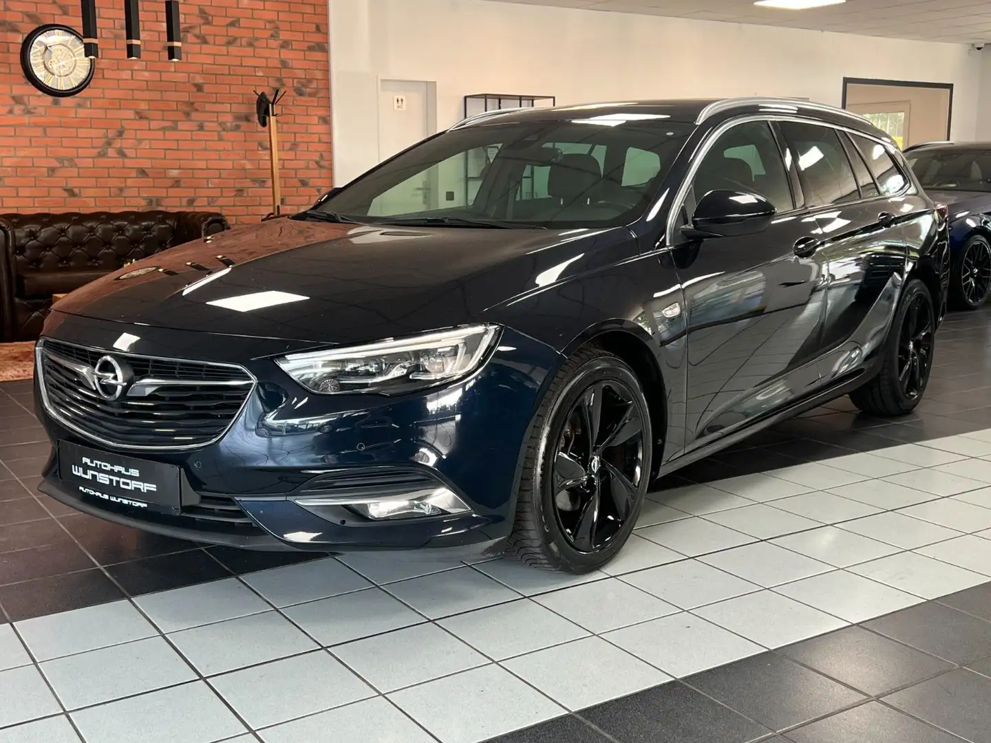 Opel Insignia B Sports Tourer Inn. AHK/PANO/LED/NAVI/ Blauw - 1