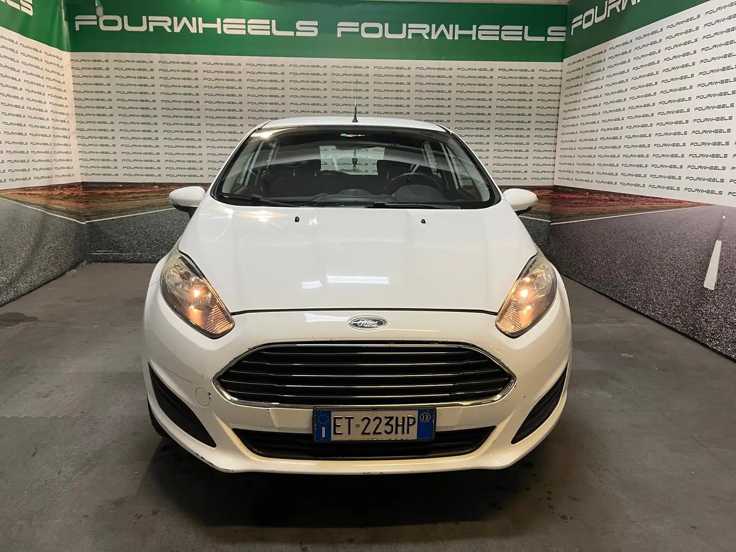 Ford Fiesta Fiesta VI 2013 5p 1.0 Business WWW.FOURWHEELS.IT Bianco - 1