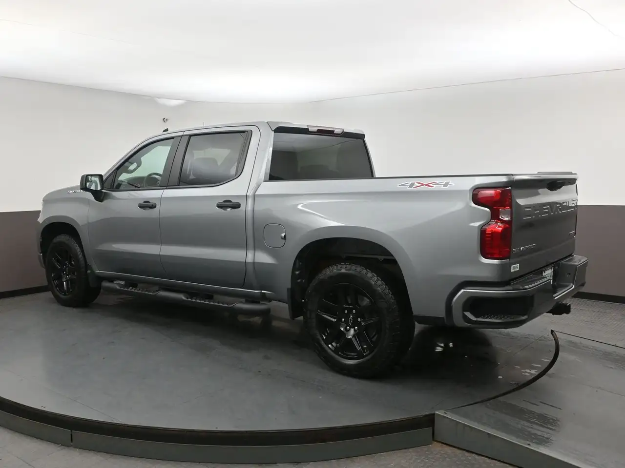Chevrolet Silverado 1500 снимка Chevrolet Silverado 1500