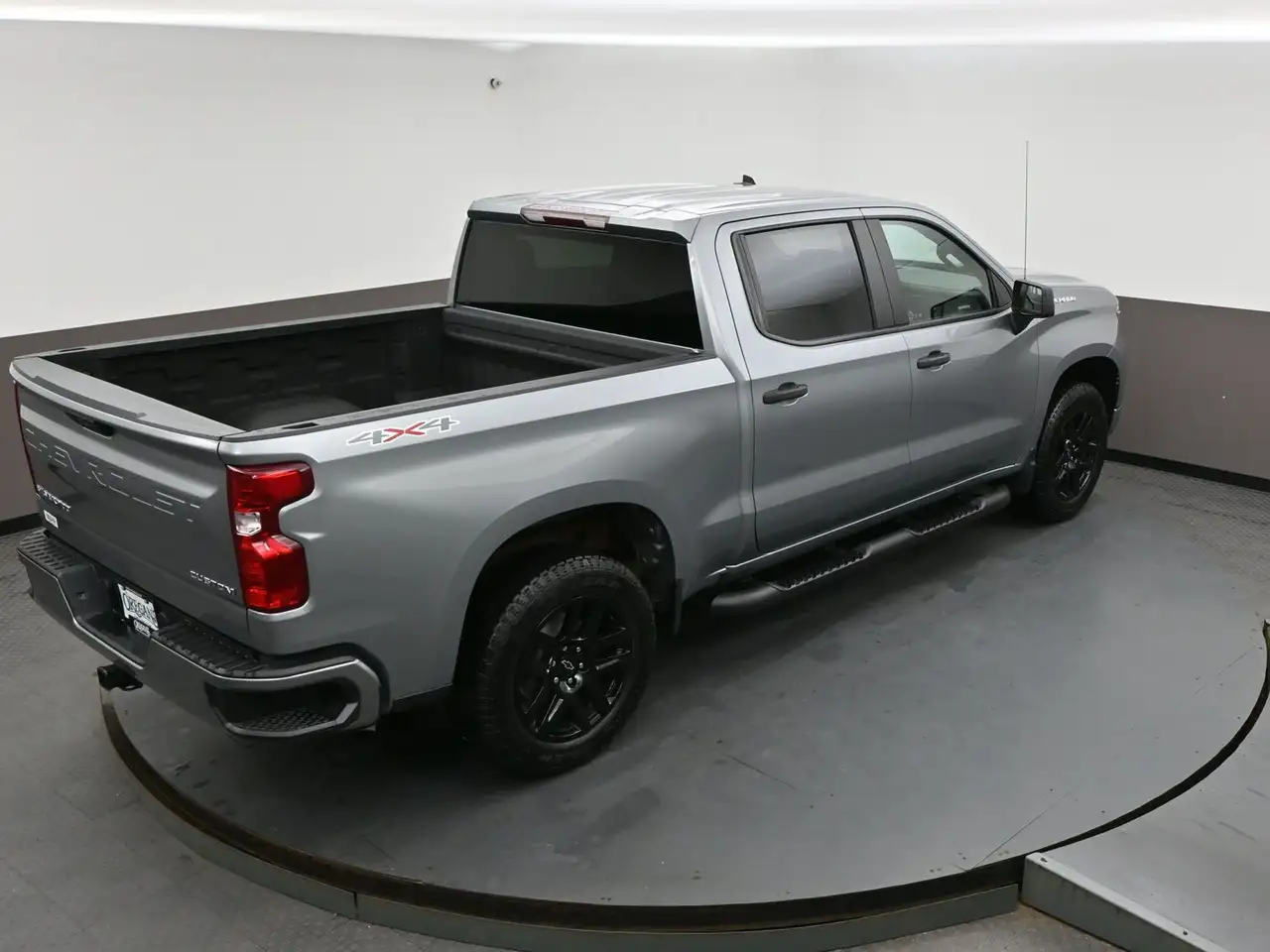 Chevrolet Silverado 1500 снимка Chevrolet Silverado 1500