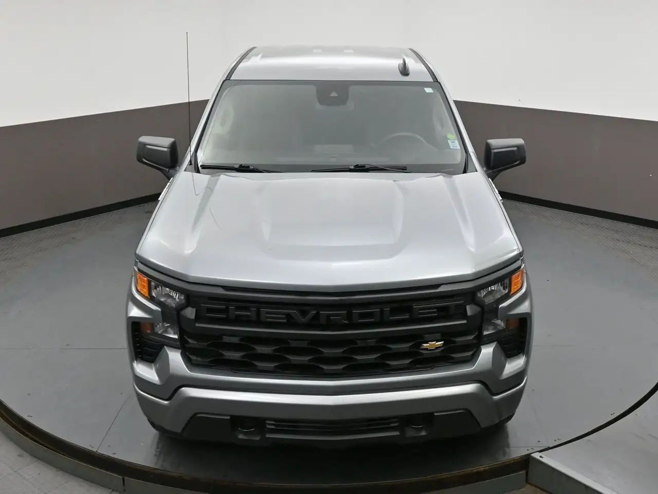 Chevrolet Silverado 1500 снимка Chevrolet Silverado 1500