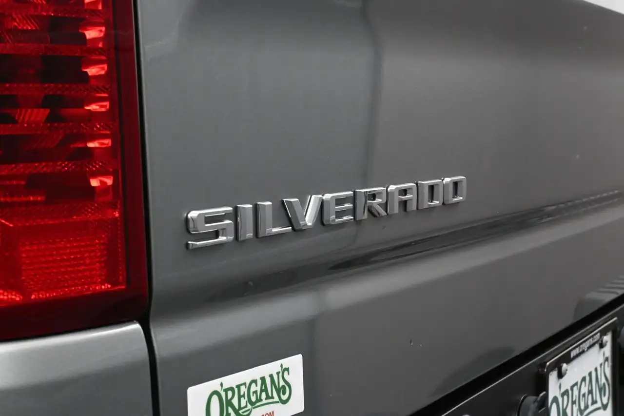 Chevrolet Silverado 1500 снимка Chevrolet Silverado 1500